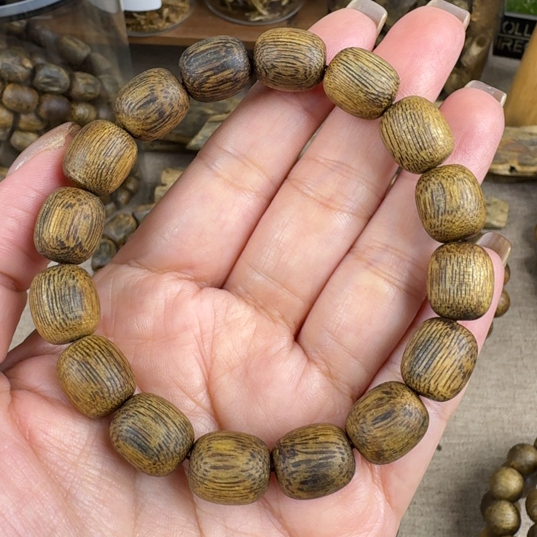 沉香沉香碎屑奇楠绿奇老型珠单圈10.6g