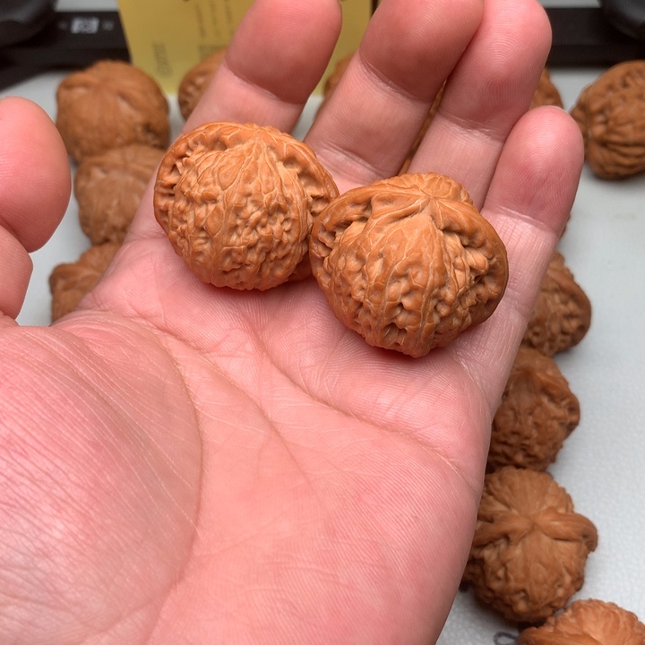 文玩核桃吊坠?****?白狮子