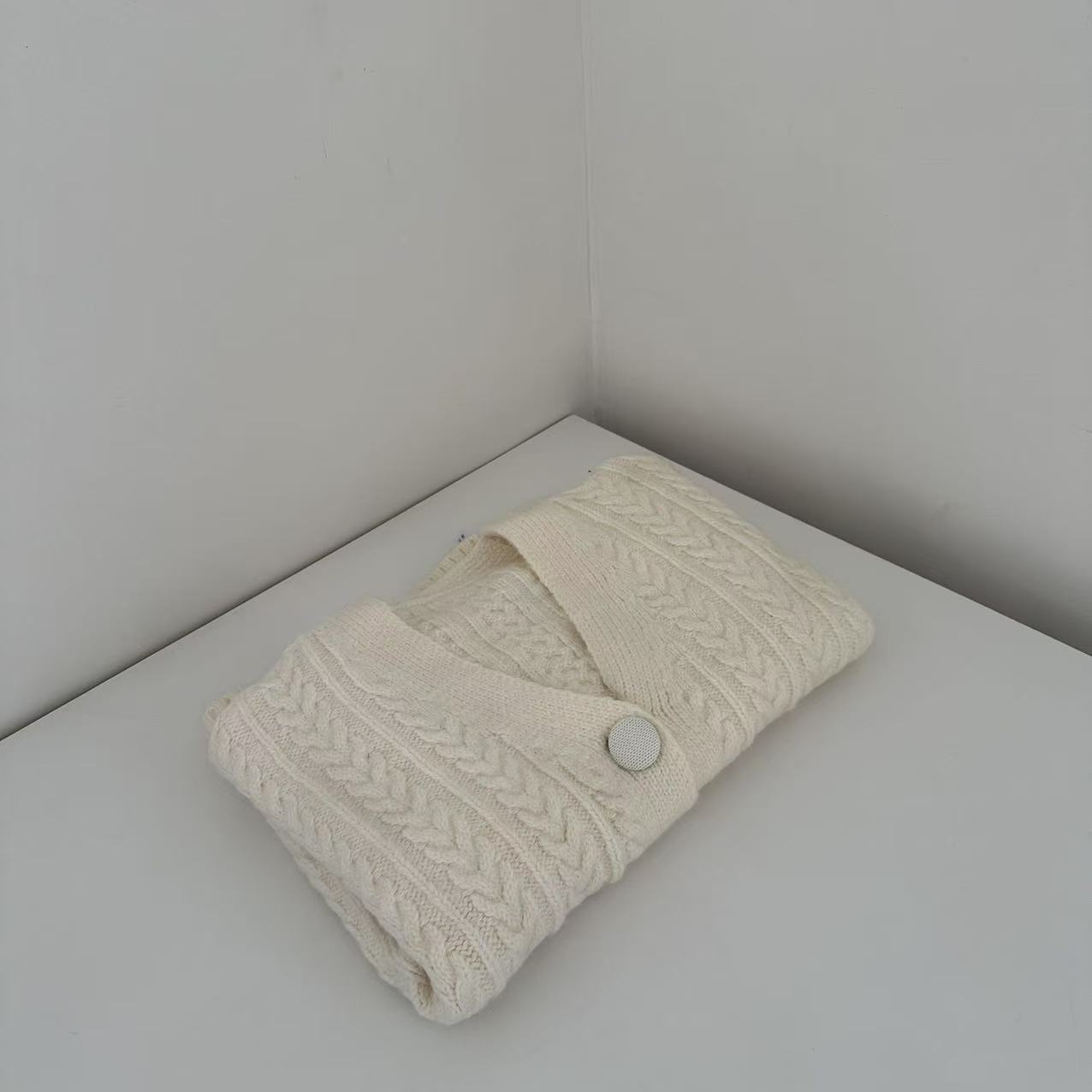 白麻花圆扣开衫NO.退.NO换