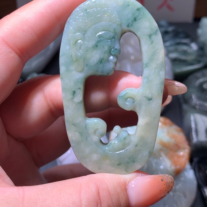 翡翠未镶嵌颈饰保真天然A货翡翠