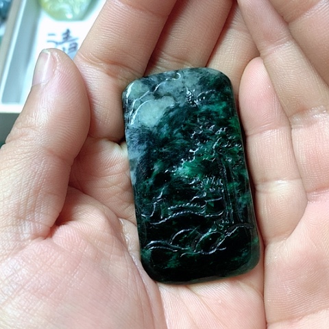 翡翠颈饰未镶嵌天然缅甸翡翠a货