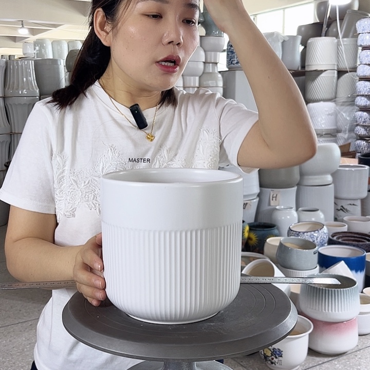 陶瓷口径18-17。亚白。。。