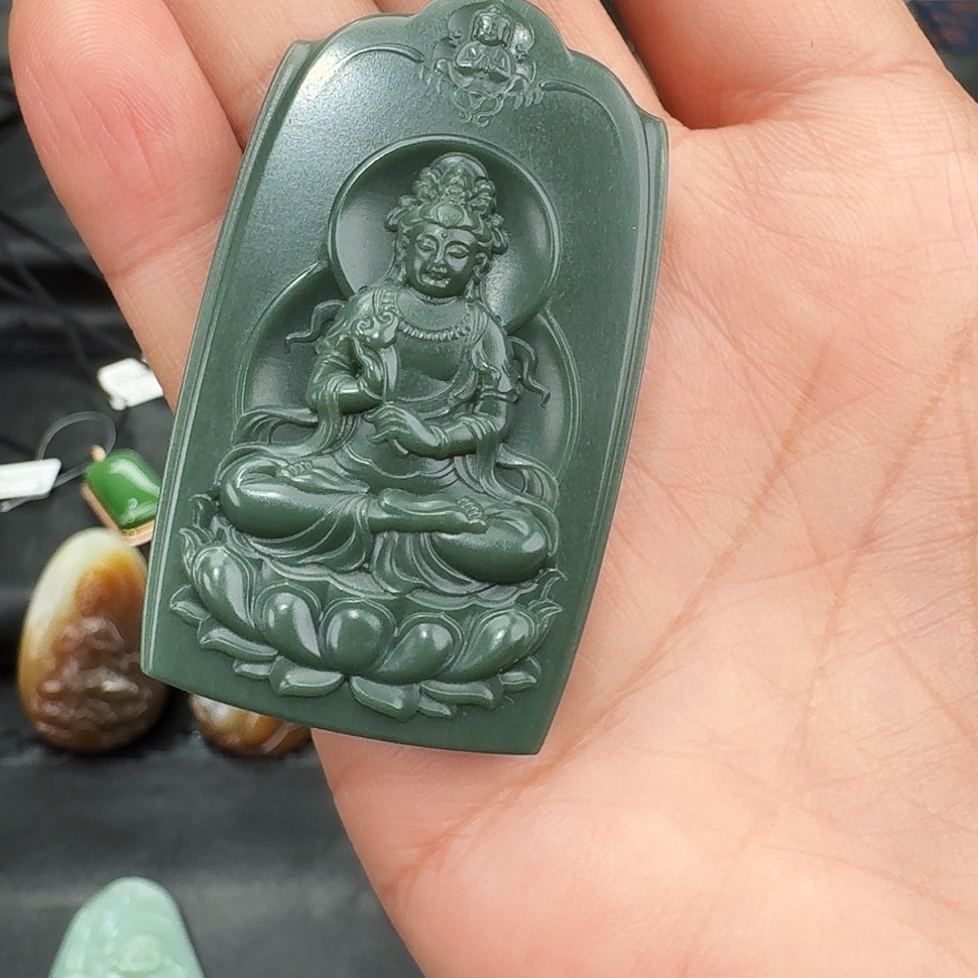 和田玉（碧玉）未镶嵌颈饰