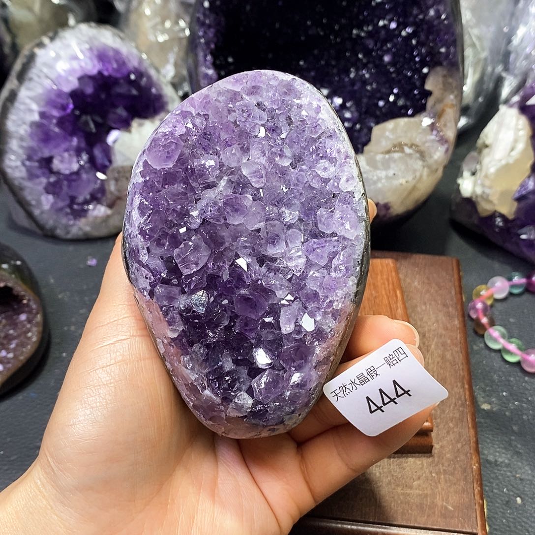 水晶大型摆件（非配饰）未镶嵌