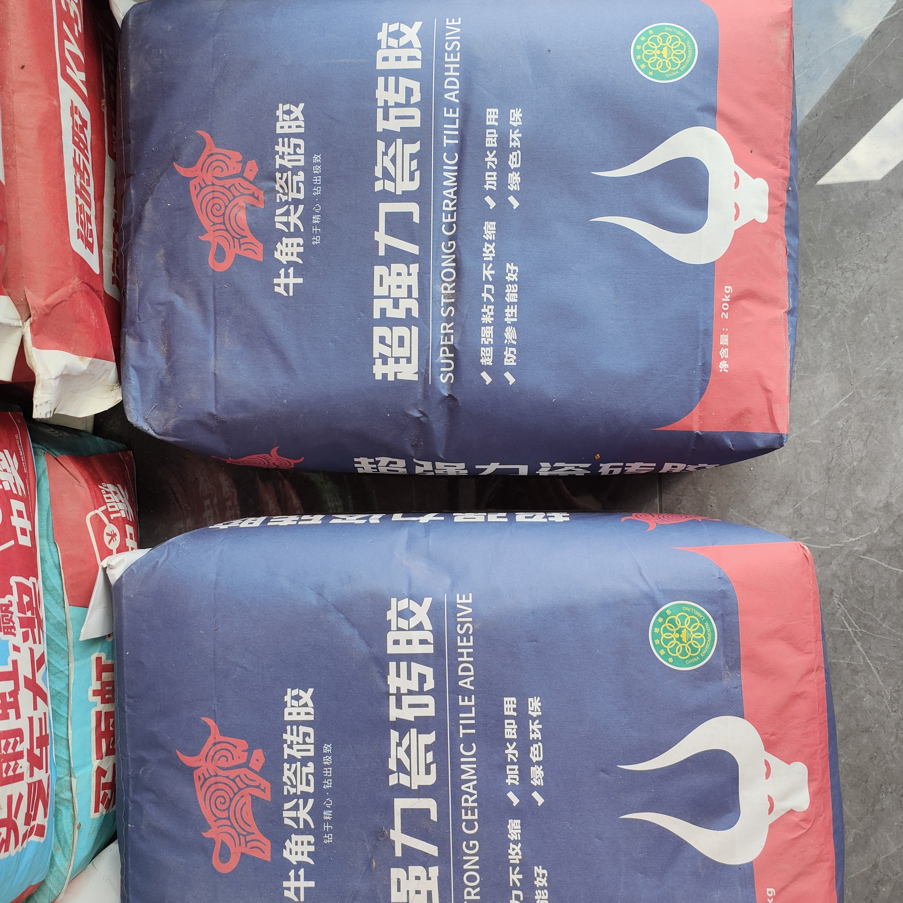 牛角尖大板强力瓷砖粘接剂