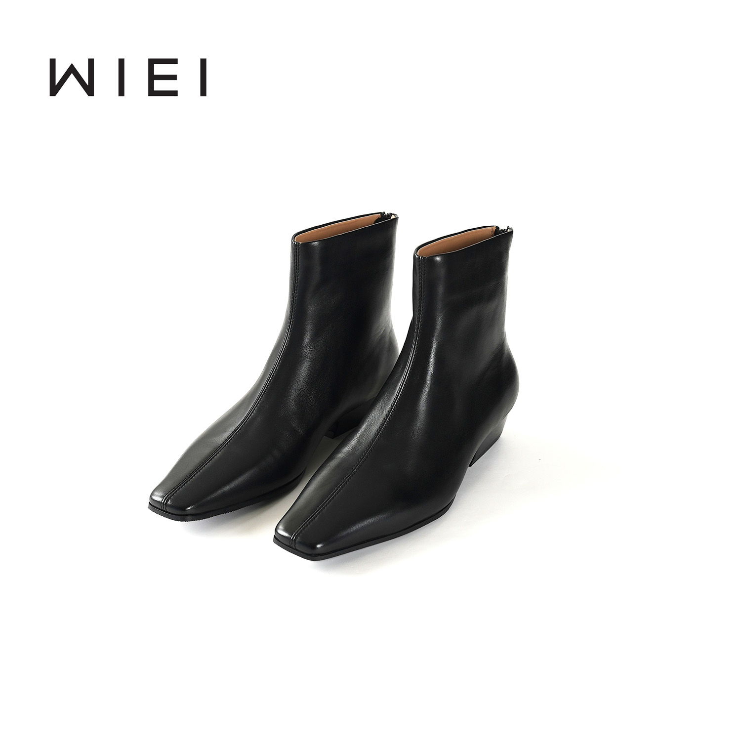 《WI EI》極简复古羊皮方头短筒踝靴W25311079