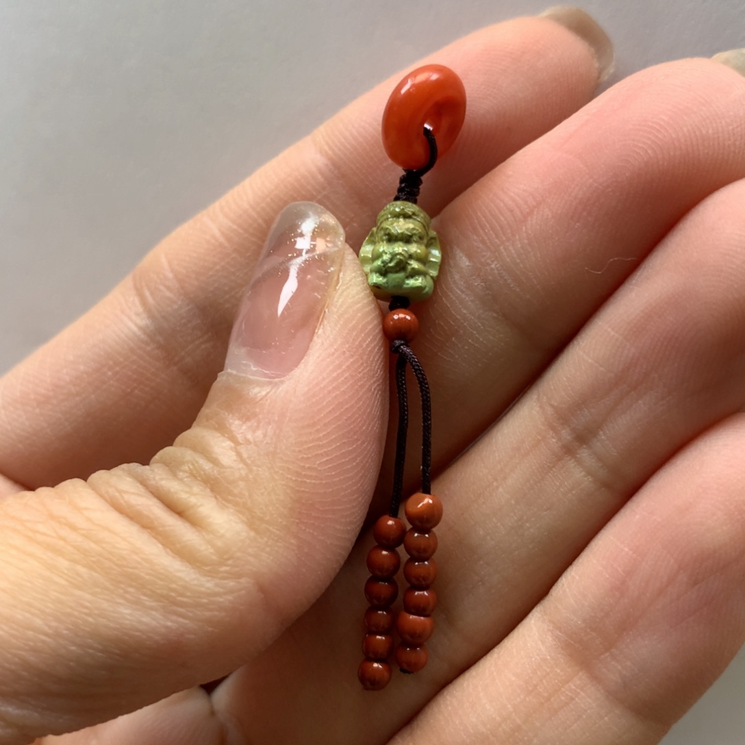 南红玛瑙配饰未镶嵌