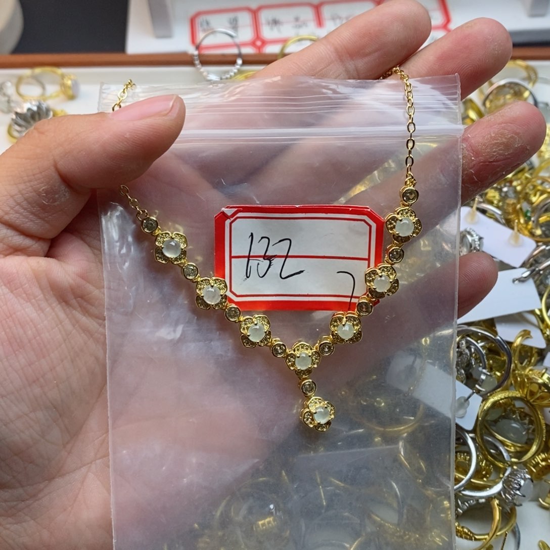 翡翠戒指银S925镶嵌翡翠首饰