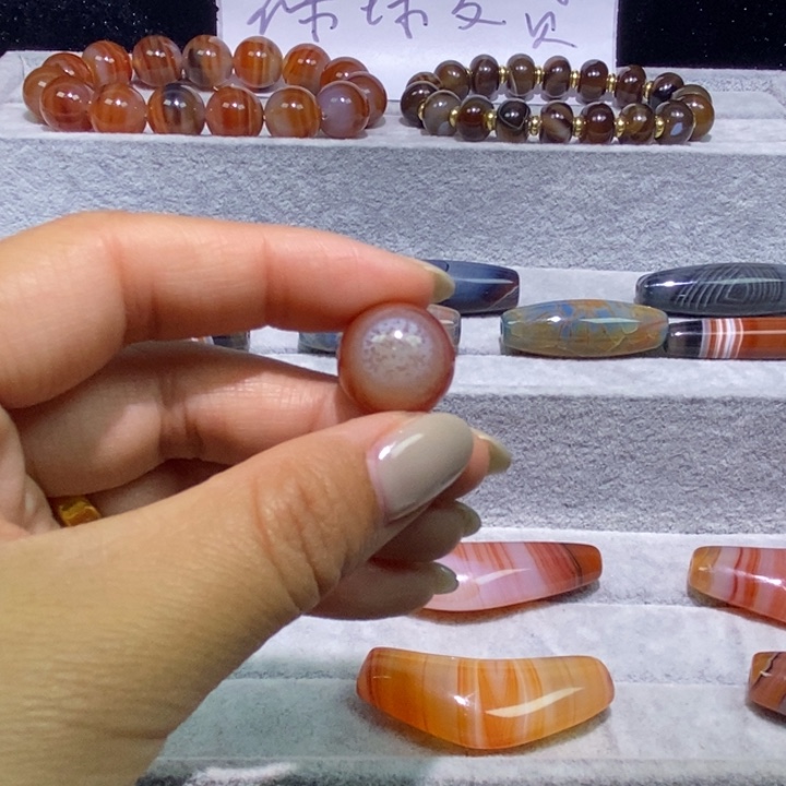 玛瑙/玉髓未镶嵌颈饰