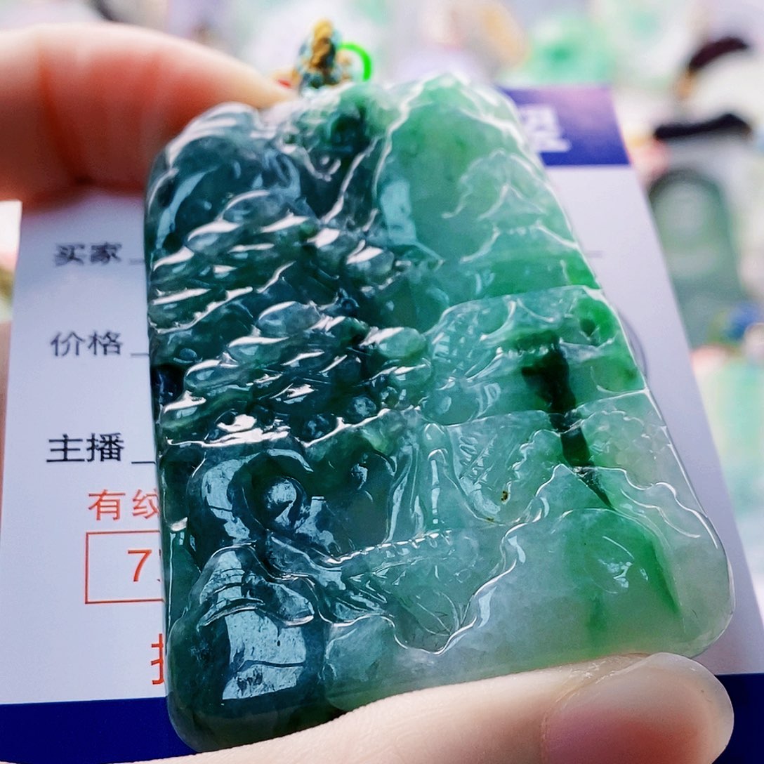 吊坠(不含链)未镶嵌翡翠