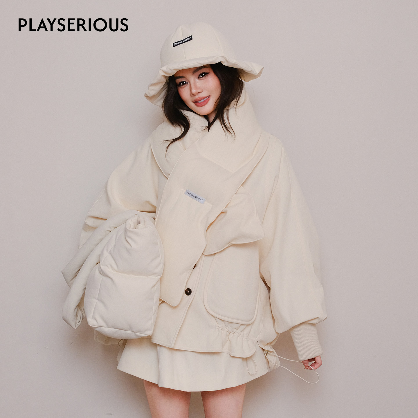 Maison Wester 2025秋季新款圆领下摆抽褶短外套女米白色百搭外套