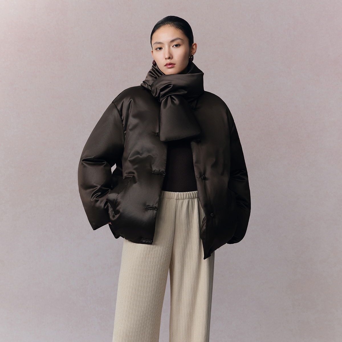 Naivee/纳薇【CC专属】25冬新款老钱风琥珀流光羽绒服25A211382