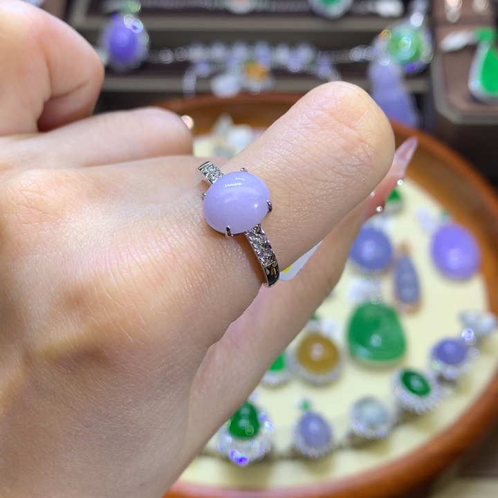 翡翠颈饰银S925镶嵌翡翠吊坠