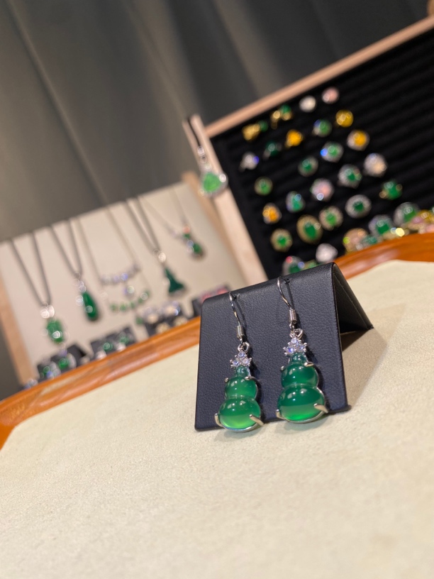 马达加斯加玉髓耳坠款葫芦16号1绿款