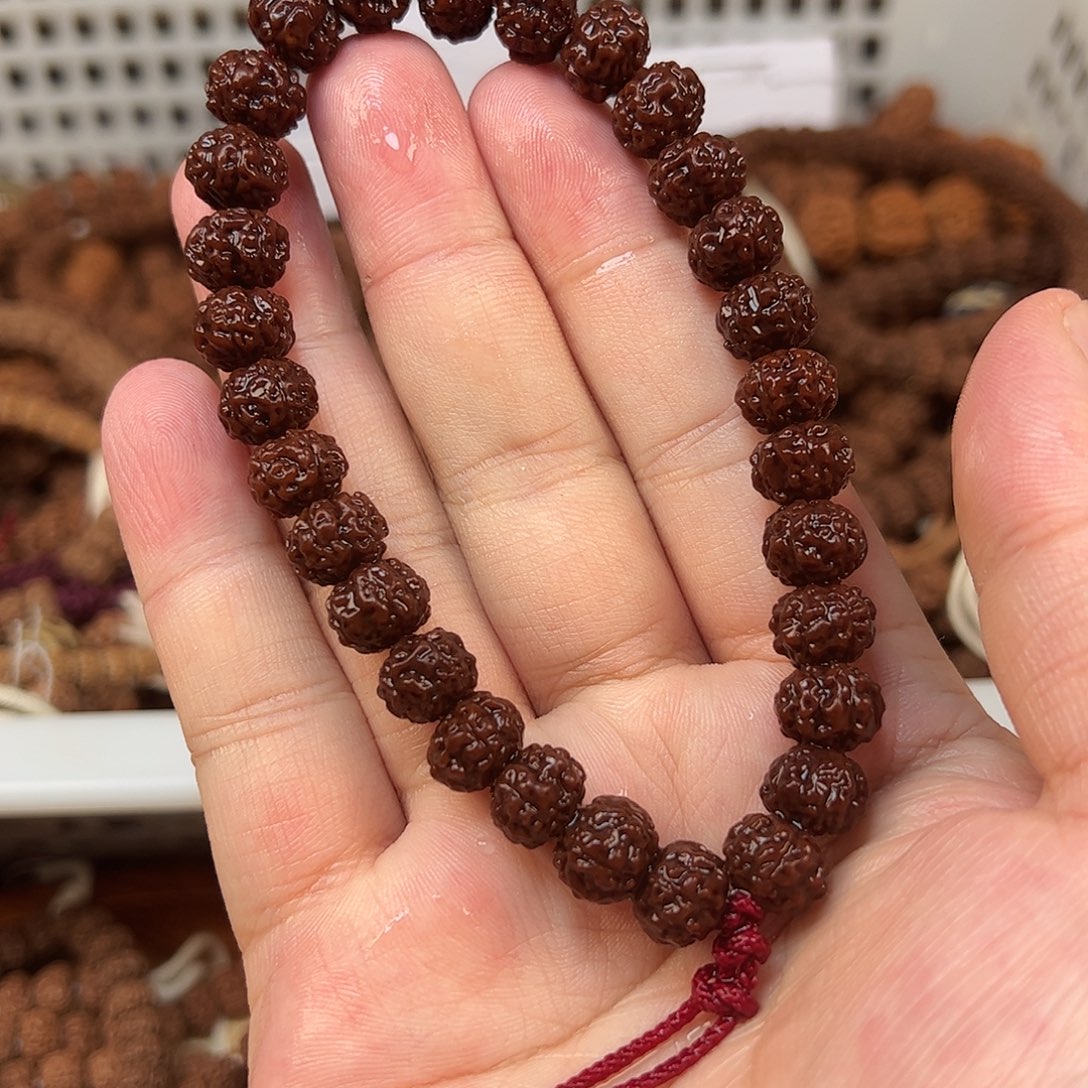 文玩核桃吊坠手持