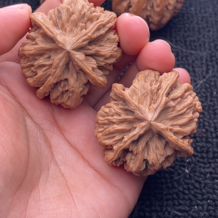 吊坠文玩核桃文玩核桃10