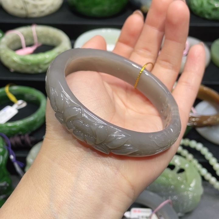 和田玉手镯59+圈口 编号47未镶嵌