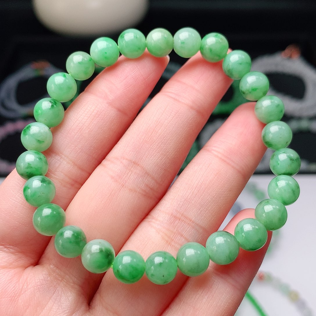 翡翠手链未镶嵌翡翠