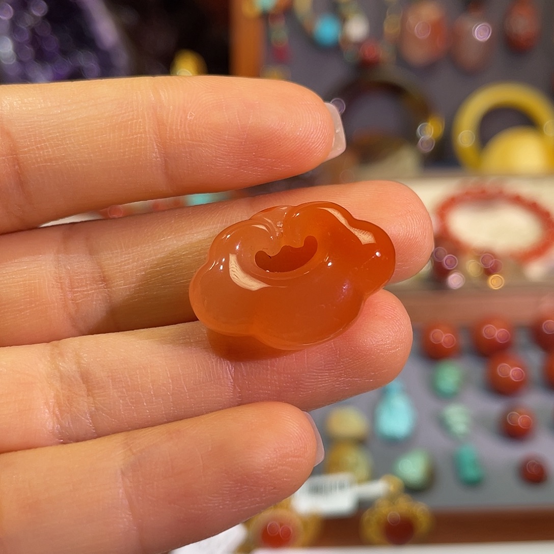 南红玛瑙未镶嵌颈饰Z2251