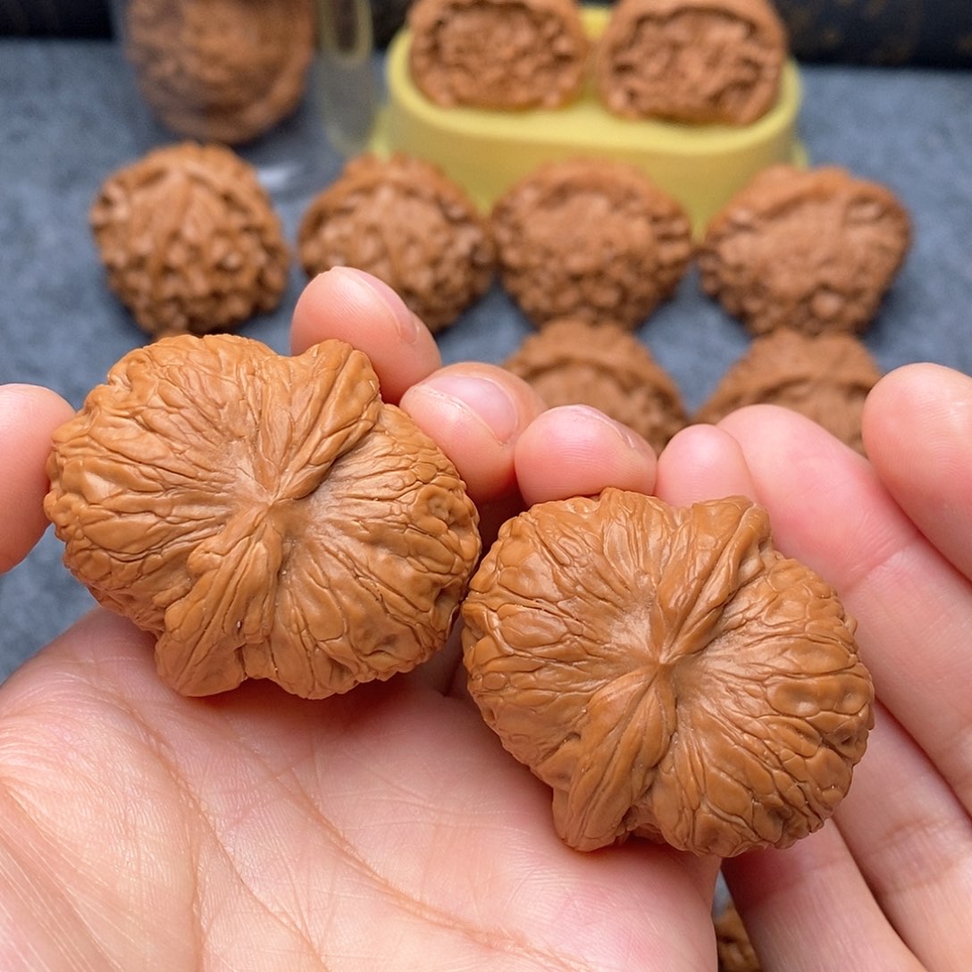 文玩核桃把件元宝43尺