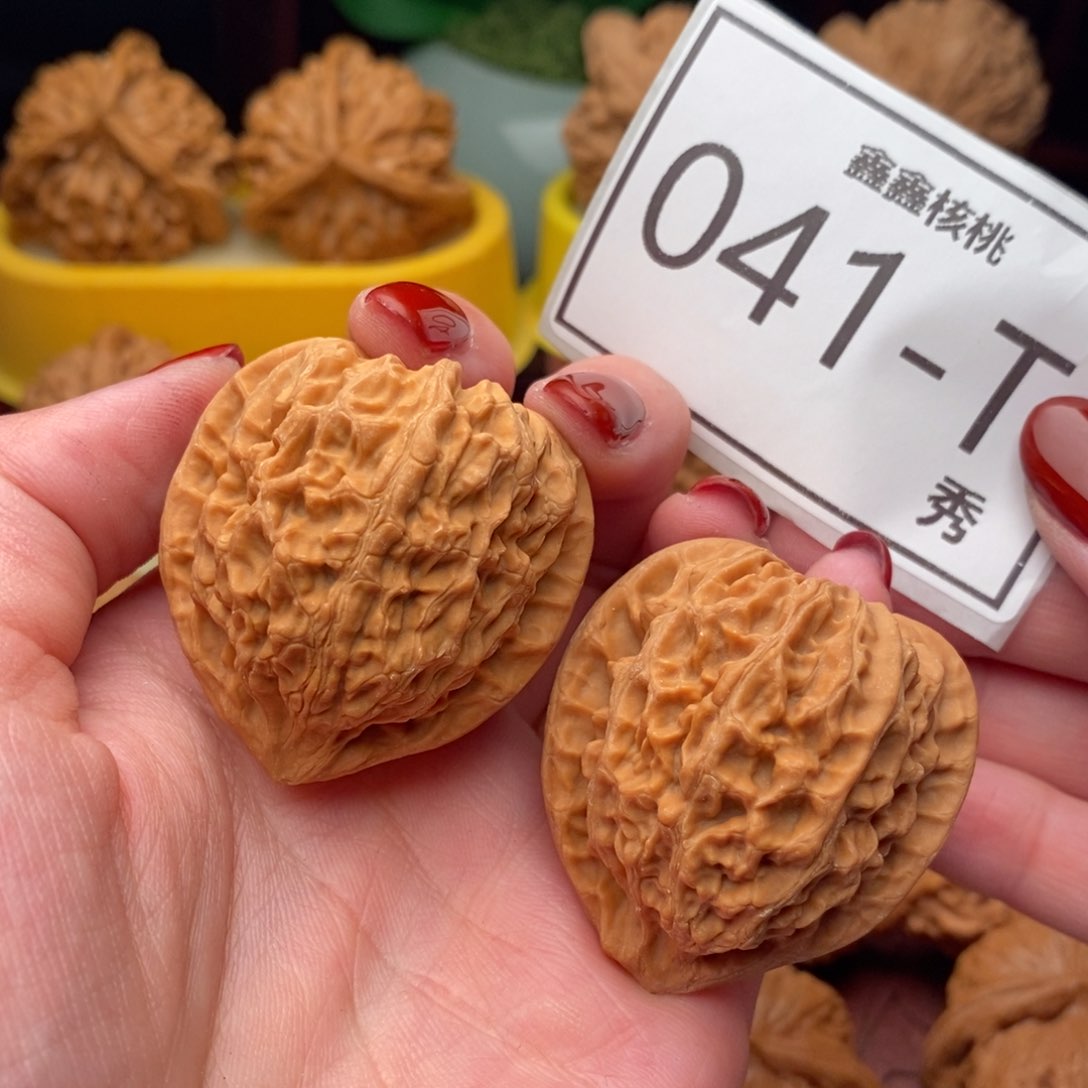 文玩核桃把件金牛38