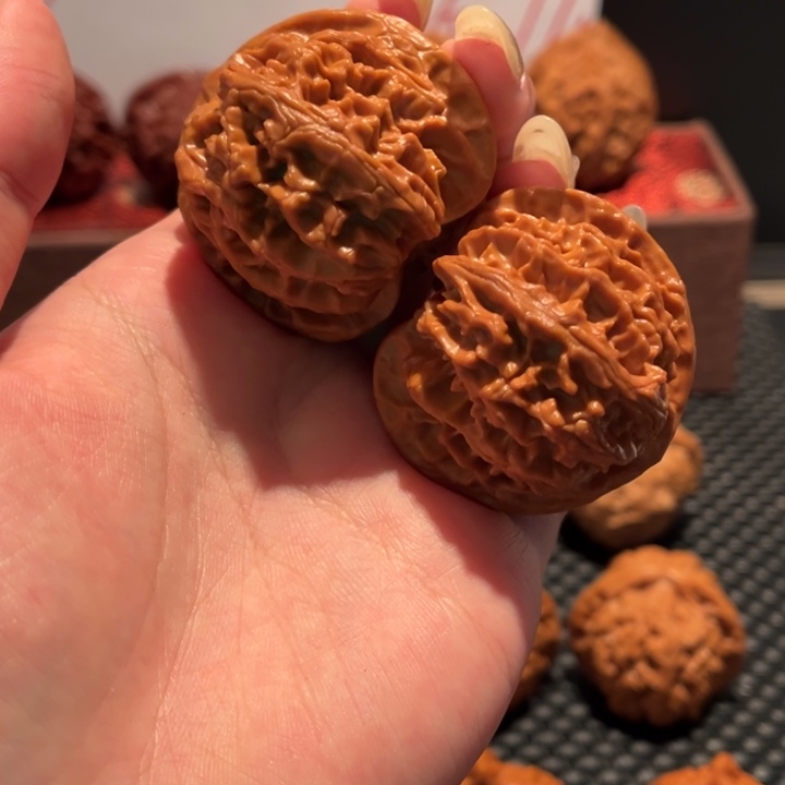 吊坠文玩核桃苹果园