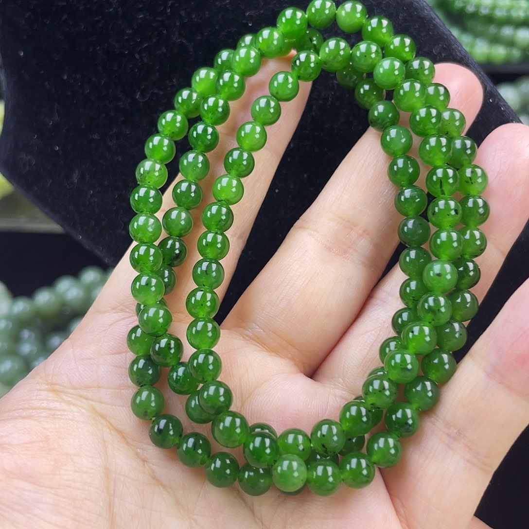 和田玉（碧玉）未镶嵌手链