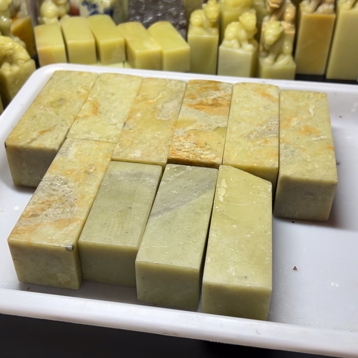 青田石青田封门冻