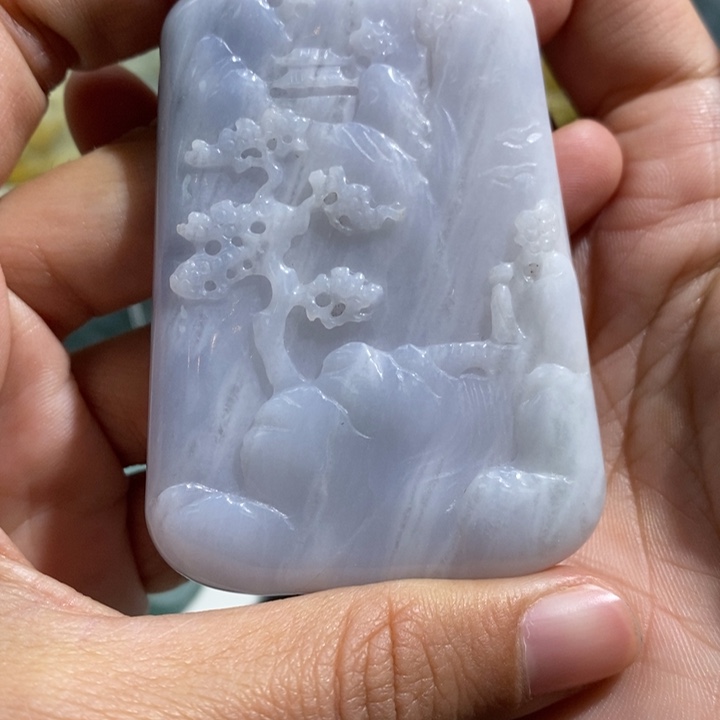 翡翠颈饰未镶嵌张*银翡翠