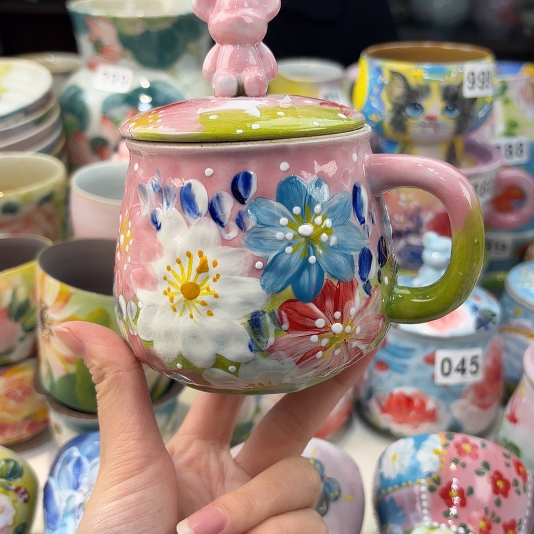 瓷片兔兔好可爱呀打