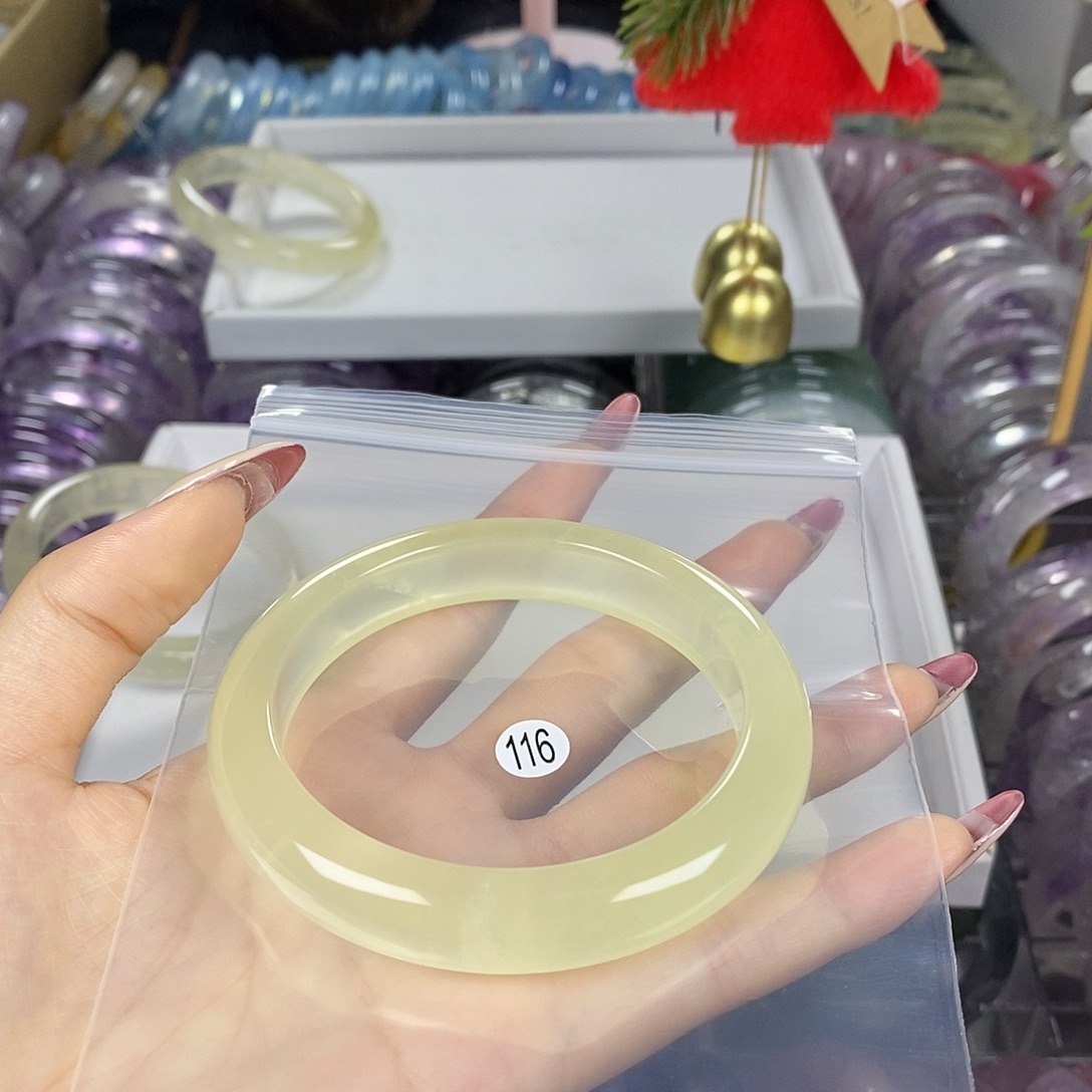 蒙***轩水晶手镯未镶嵌手镯