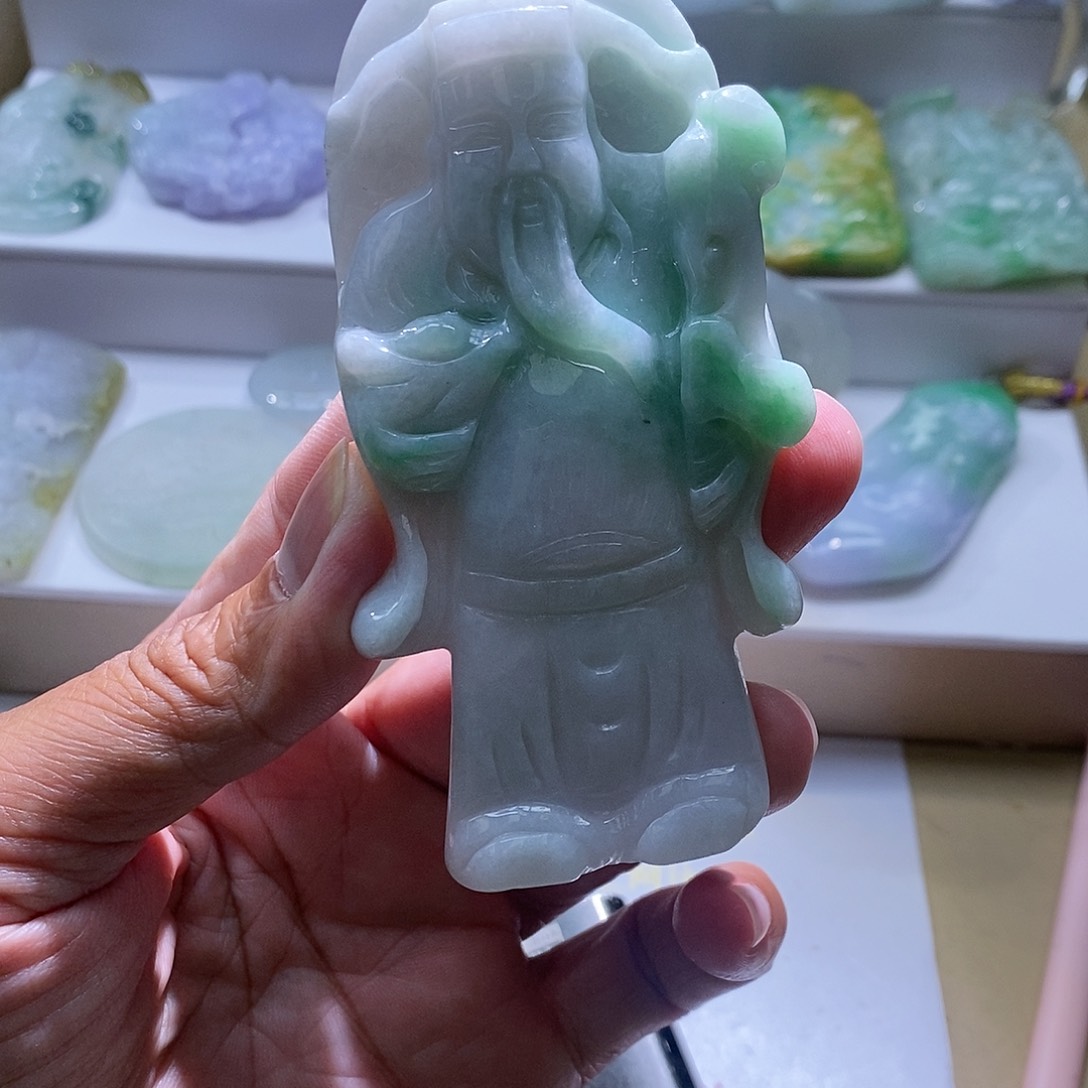 【闪购商品】翡翠颈饰未镶嵌111111111111