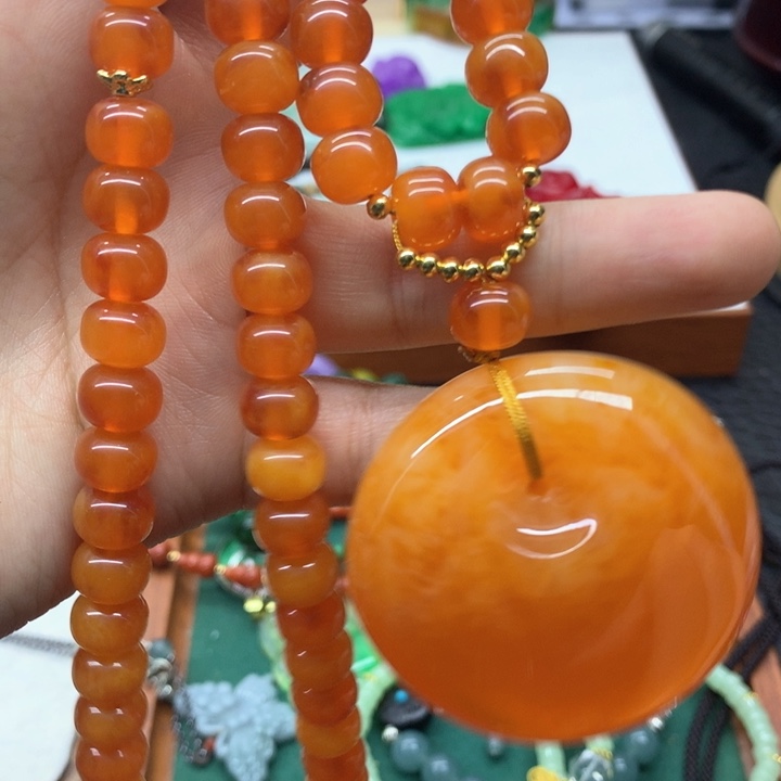 蜜蜡颈饰未镶嵌吊坠