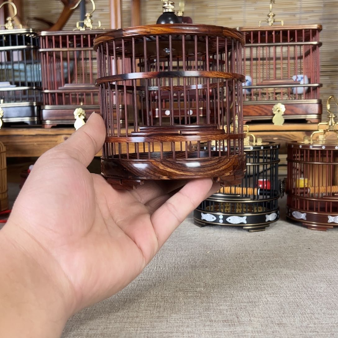 做***人微凹黄檀直径12厘米榫卯拼接一个不带垫子