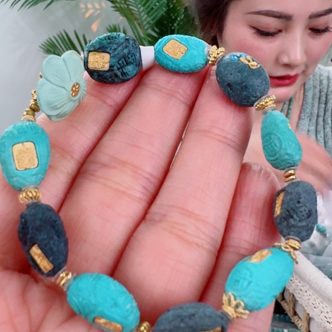 未镶嵌绿松石珠宝奇石