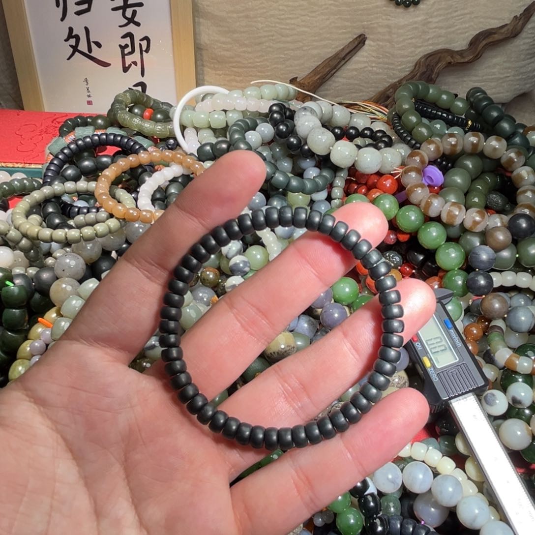 和田玉手链未镶嵌