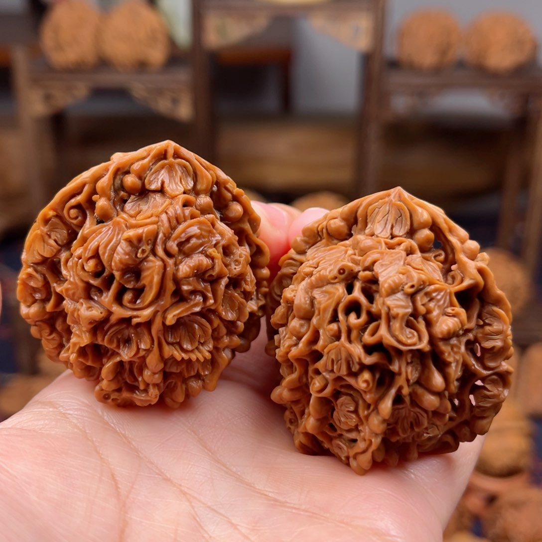 核桃把件魏*不退不换