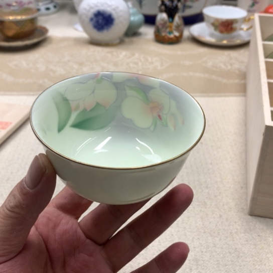 瓷片这首单曲的歌