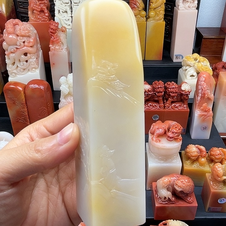 寿山石印石这么大岁数怎么