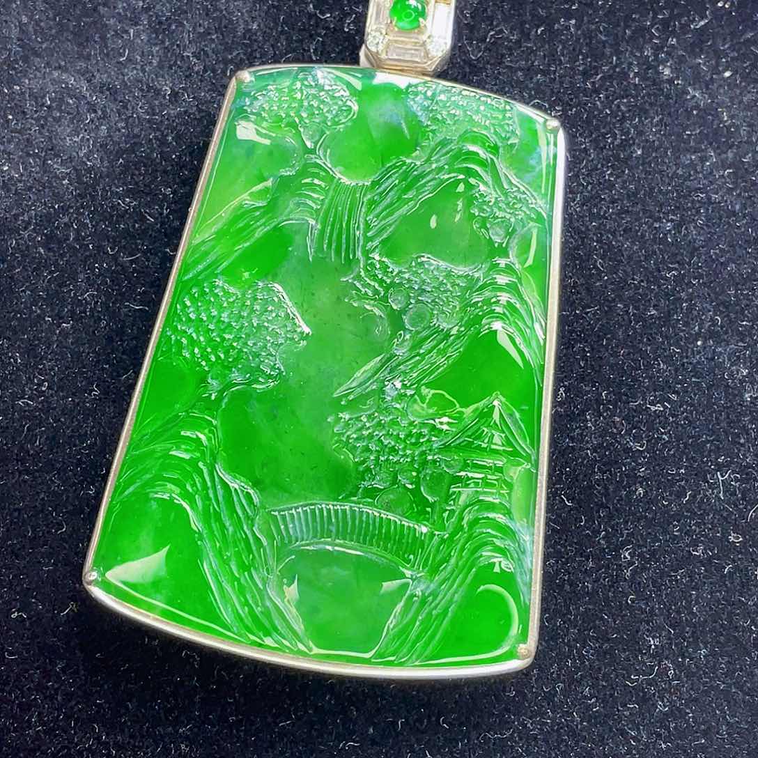 翡翠吊坠(不含链)未镶嵌