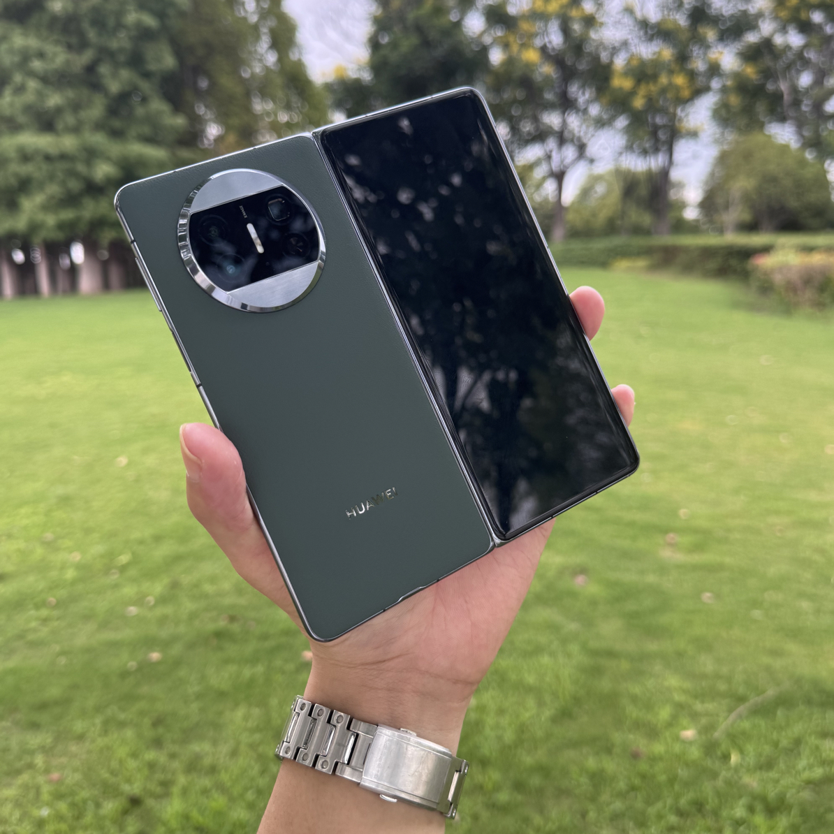 9新 Huawei/华为 mate x3商务曲面折叠屏手机支持卫星定位超轻薄 