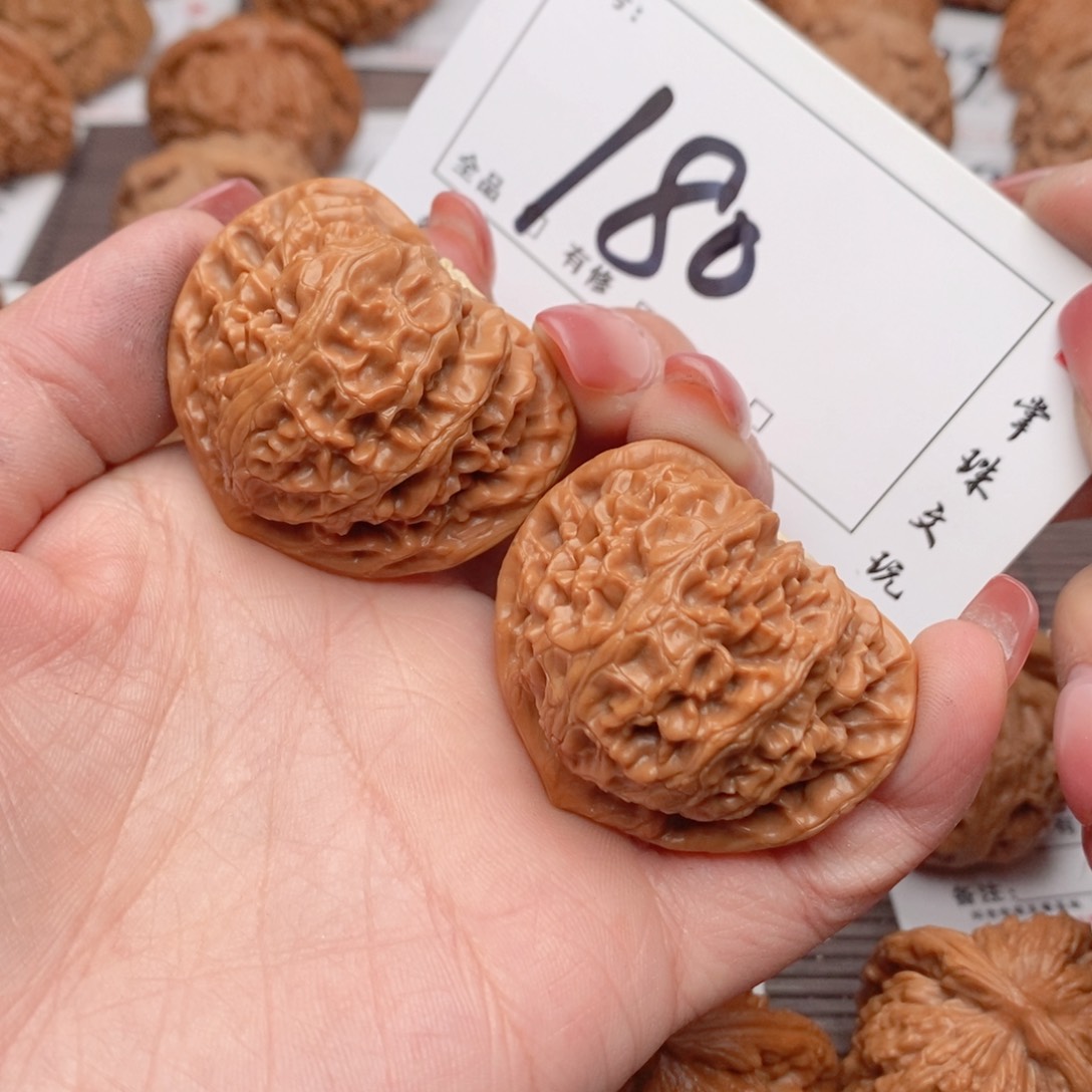 文玩核桃吊坠41宫灯180