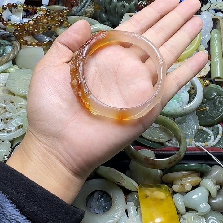 深***蓝玛瑙/玉髓未镶嵌手镯