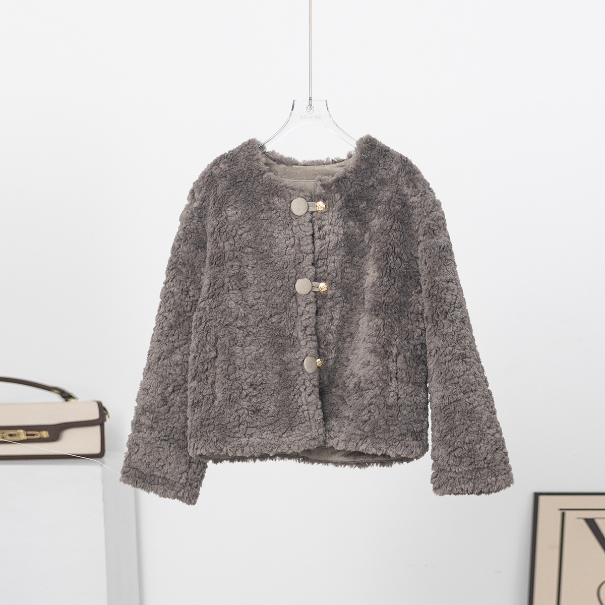 无印心匠A855-2 纯色短款毛绒外套女秋冬加厚保暖k2169