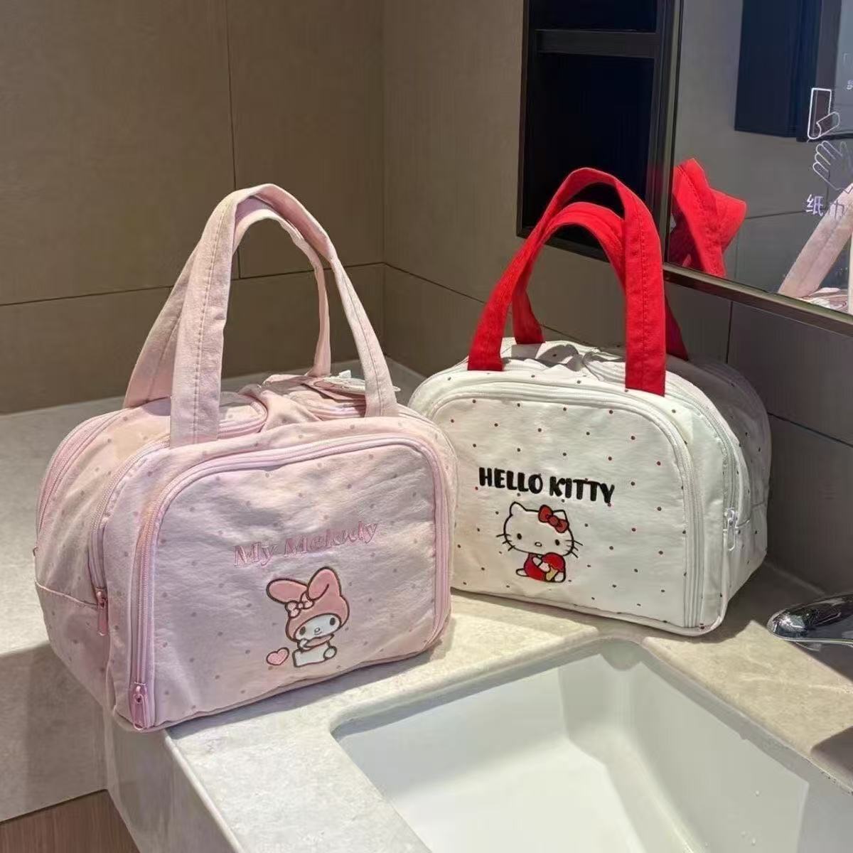 可爱卡通kt美乐蒂轻便大容量化妆包手提多分区通勤旅行便携收纳包