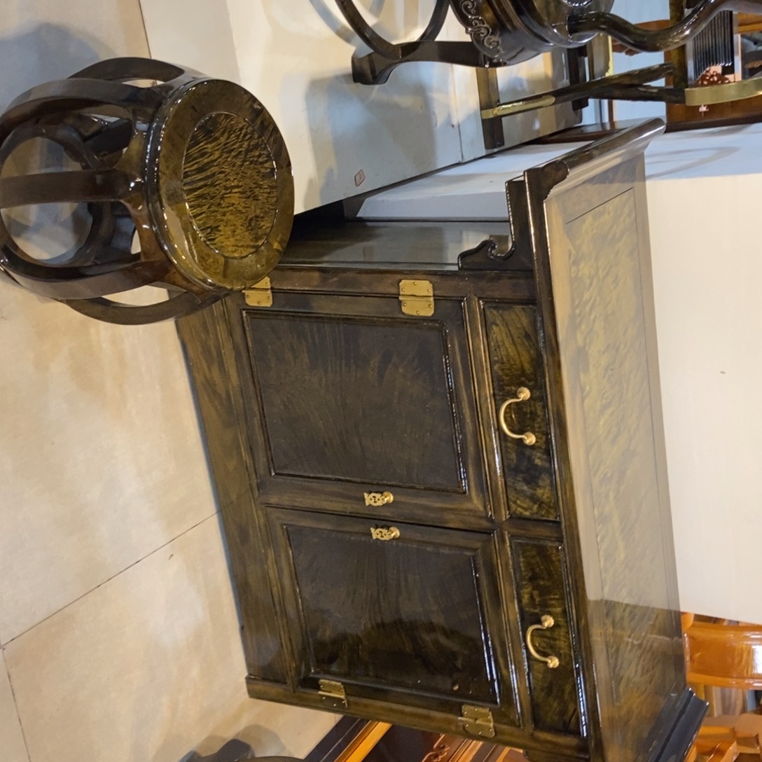 楠木供佛台+两个圆鼓凳