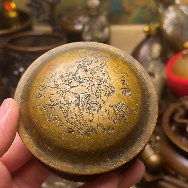 精美铜器批发档口