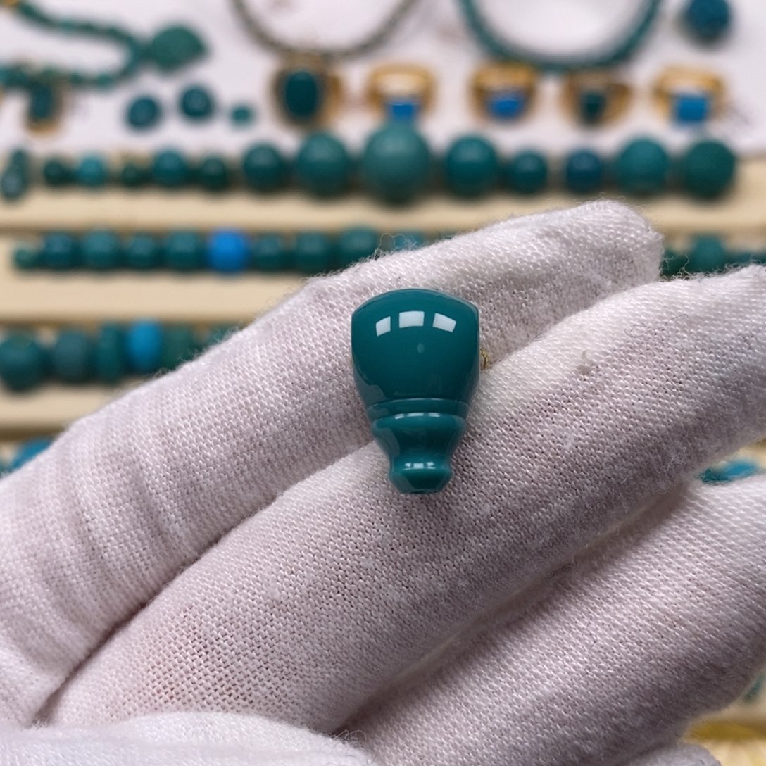绿松石未镶嵌珠宝奇石三通10mm