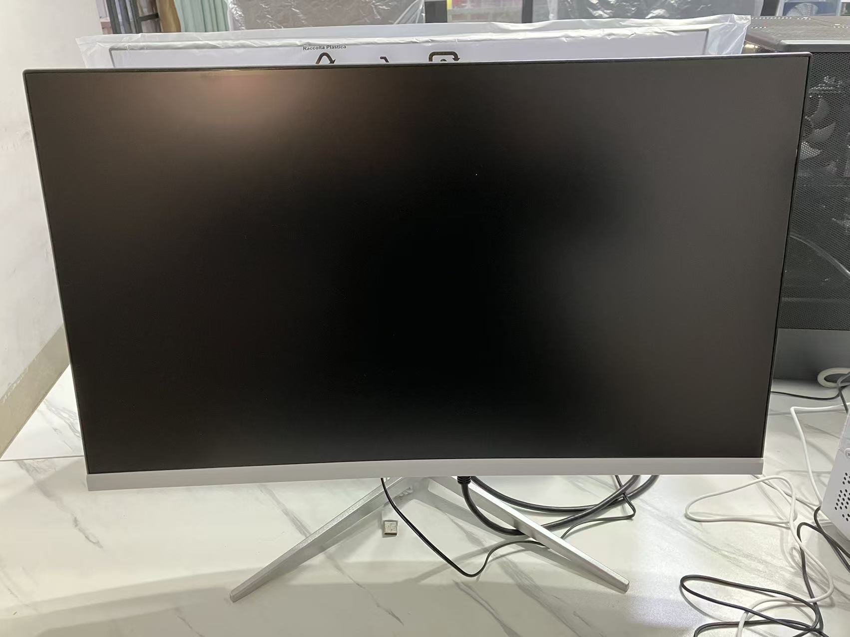准新品  24寸曲屏超薄液晶电脑显示器高清电竞游戏适用