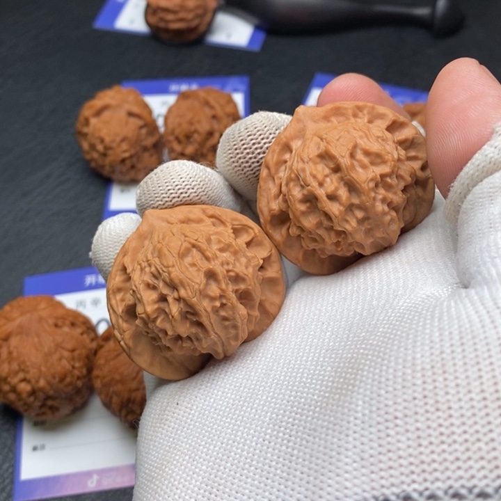 晨****把件文玩核桃图图